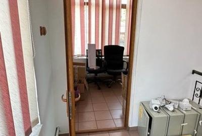 Birou, de 70 mp, în Central - 2