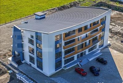 Spațiu comercial, de 2,351 mp, în Central - 15