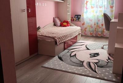 Apartament cu 3 camere decomandat în Central - 2