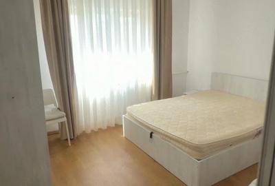 Apartament cu 2 camere decomandat în Berceni