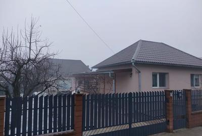 Casă cu 4 camere în Românași - 6