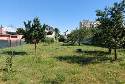 Teren de 700mp cu 24m deschidere situat pe Bd. Laminorului! - 3