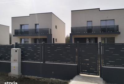 Casă cu 5 camere cu Teren 550 Mp în Priseaca - 17