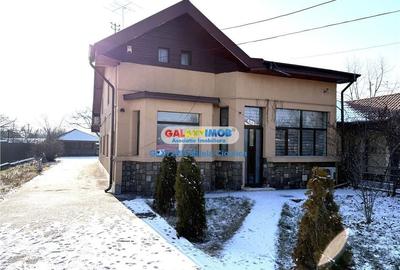 Casă cu 3 camere cu Teren 1093 Mp în Central - 2