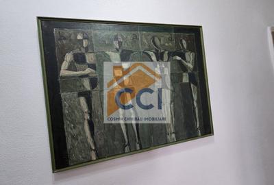 Apartament cu 3 camere decomandat în Central