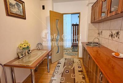 Apartament cu 2 camere în Micro 17 - 3