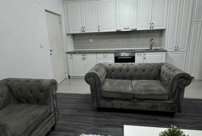 Apartament cu 2 camere decomandat în Exterior Vest