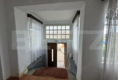 Casă cu 3 camere cu Teren 3340 Mp în Central