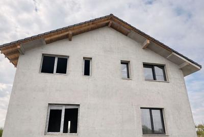 Duplex cu 4 camere cu Canalizare în Giarmata-Vii - 2