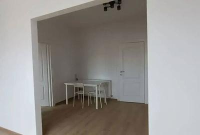Apartament cu 3 camere în Centrul Istoric - 11
