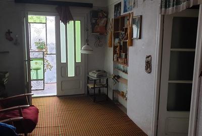 Casă individuală cu 6 camere cu Teren 242 Mp în Central - 4