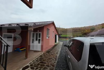 Casă cu 4 camere cu Teren 1000 Mp în Central - 2