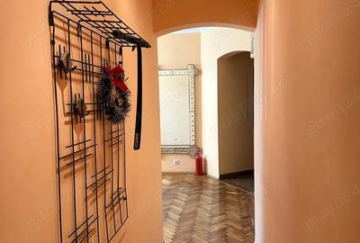 Apartament cu 2 camere semidecomandat, mobilat în Dacia