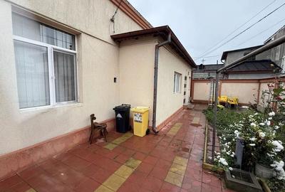 Casă individuală cu 4 camere cu Canalizare în Tomis II