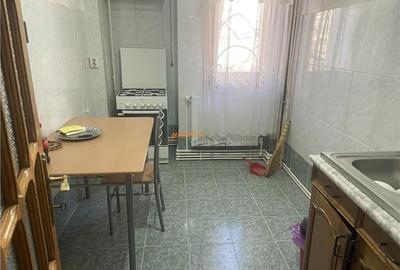 Apartament cu 3 camere decomandat în Central - 6