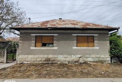 Casă cu 3 camere în Bonț - 15