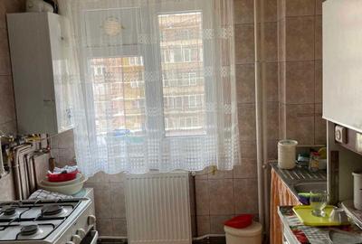 Apartament cu 2 camere decomandat în Petros - 3