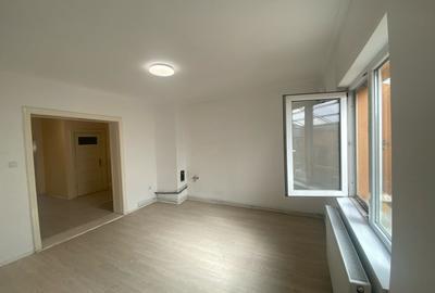 Casa in zona Calea Aradului, 2 camere, 60 mp utili, potrivit pt birouri - 2