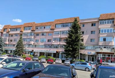 Ultracentral apartament decomandat 3 camere - 2