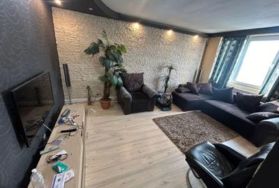 Apartament cu 4 camere decomandat în 1 Decembrie 1918 - 4