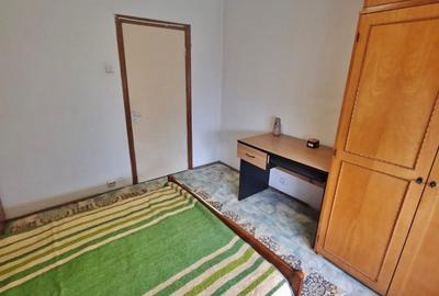 Apartament 3 camere, etaj 3, situat pe str Soveja, aproape de Bdul Tomis - 7