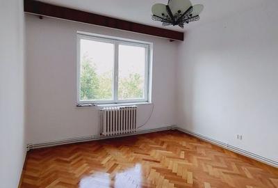 Apartament spațios si luminos cu 3 camere zona UMFST,  strada Făget - 3