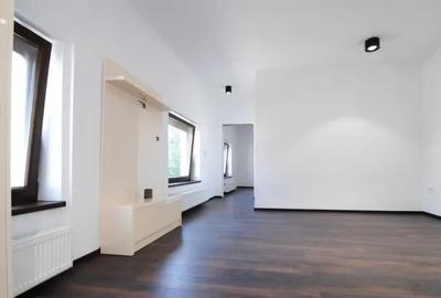 OPORTUNITATE-casă principală și 3 spații/ apartamente separate - 13