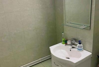 Spațiu comercial, de 61 mp, în Central - 3