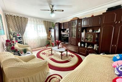 Apartament cu 4 camere, etaj 3, zona Dancu - 3