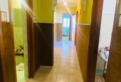 Apartament cu 3 camere decomandat în Dacia - 3