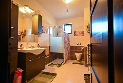 Resedinta distincta, mobilata cu rafinament, pe 1.000 mp teren, Central, Sacele, Resedinta distincta, mobilata cu rafinament, pe 1.000 mp teren, Central, Sacele, - 30