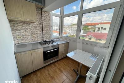 Apartament cu 3 camere în 1 Mai - 4