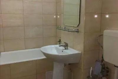 Garsoniera de vanzare in zona 1 Decembrie - 6