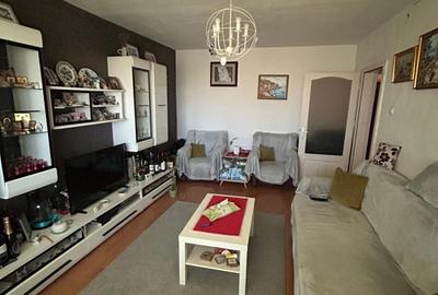 Apartament cu 2 camere decomandat în Aurel Vlaicu