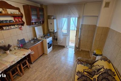 Apartament cu 2 camere decomandat în Central - 2