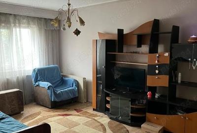 Apartament cu 2 camere decomandat, mobilat în Anda