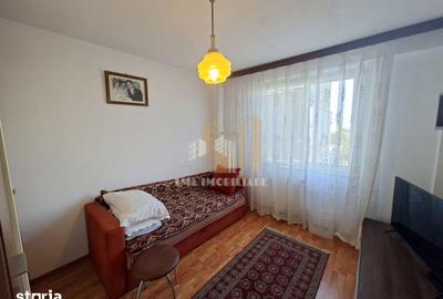 Apartament cu 3 camere semidecomandat, mobilat în Astra - 2