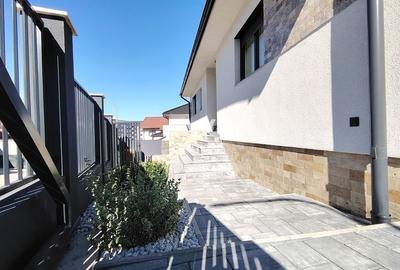 Casa Sibiu, Selimbar - 4 camere, garaj, curte mare - 6