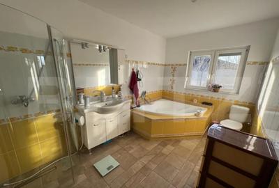 Casă cu 3 camere cu Teren 600 Mp în Central - 6