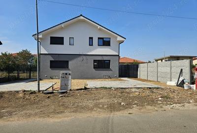 Casă cu 2 camere cu Teren 250 Mp în Giarmata - 5