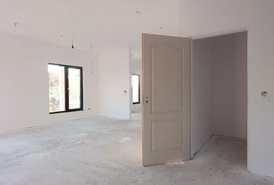 Casă cu 4 camere cu Teren 1280 Mp în Zimandu Nou - 16