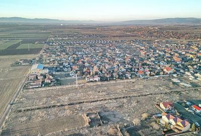 Teren intravilan cu Autorizatie de Construire - 13
