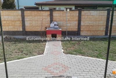 Vilă de vânzare cu 5 camere, regim de înălțime P+1 zona - 7