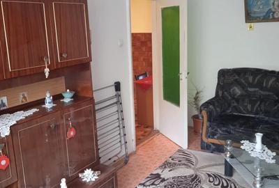 Vand apartament patru camere - 3