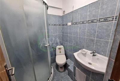 Apartament 4 camere decomandat Milcov-Bacau - 8