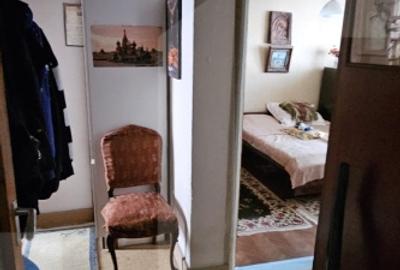 Apartament cu 3 camere semidecomandat în Teiul Doamnei