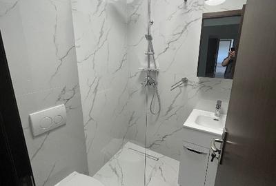 Apartament cu 4 camere semidecomandat în Independenței - 3