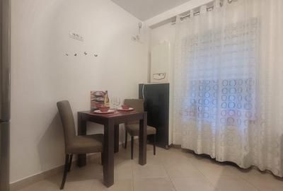 Garsoniera spatioasa, bloc nou in zona centrala - 7