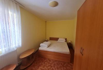 Incadrata de 4.200mp teren, Vila cu potential turistic, in inima Predealului - 16