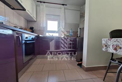 Apartament cu 3 camere, 80 mp utili, Boul Rosu - 4